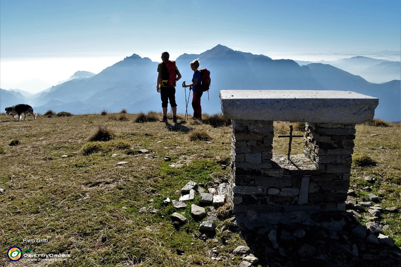 77 In vetta  allo Zuc di Cam (2195 con vista sulle Grigne.JPG -                                